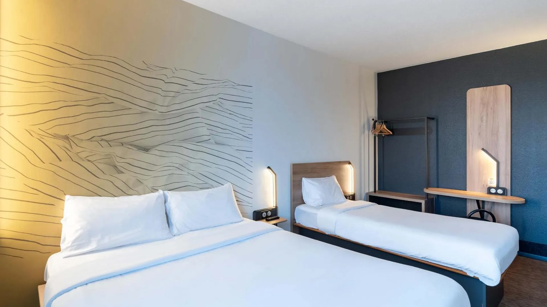 B&B Hotel Lille Grand Stade Villeneuve-d'Ascq 3*,  Francia